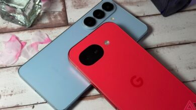 يشرح هاتفا Galaxy S26 وPixel 10a سبب كون عام 2026 فوضويًا بالنسبة لمشتري الهواتف