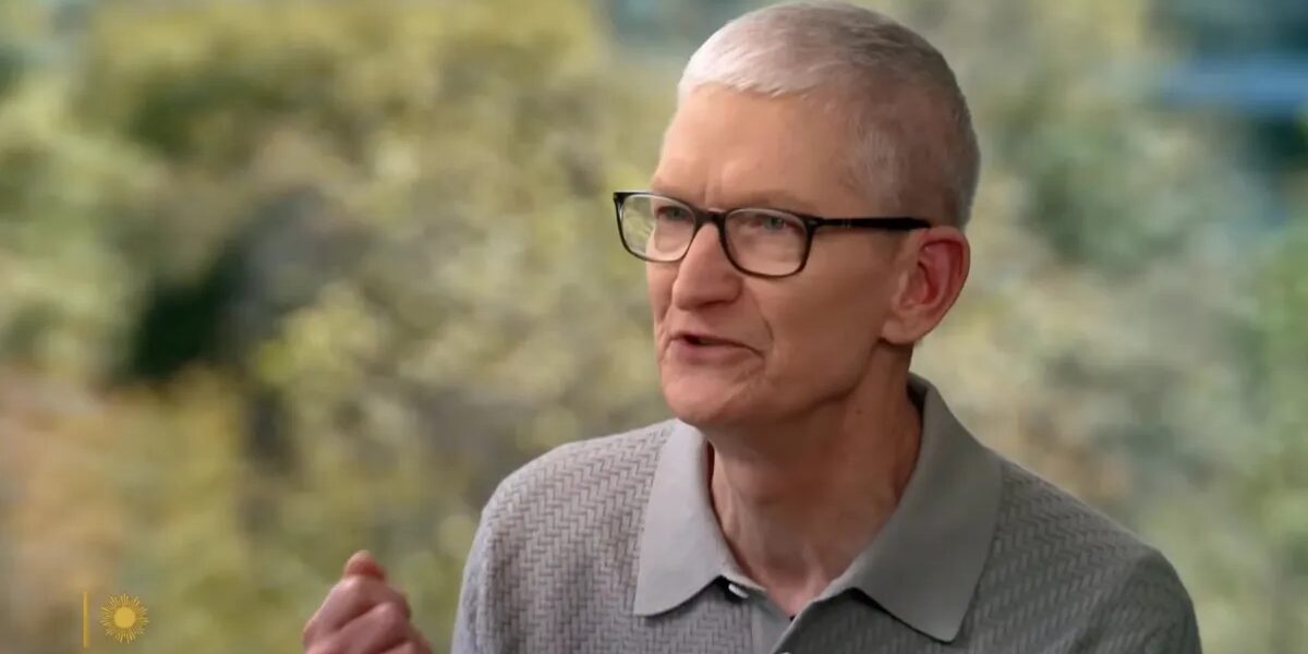يقول تيم كوك إن شركة Apple في عامها الخمسين هي “في مجموعة واحدة” لا يمكن تكرارها