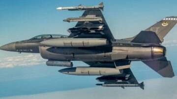 يقول سلاح الجو إن أسطول طائرات F-16 سيحصل على جهاز كمبيوتر جديد للمهمة