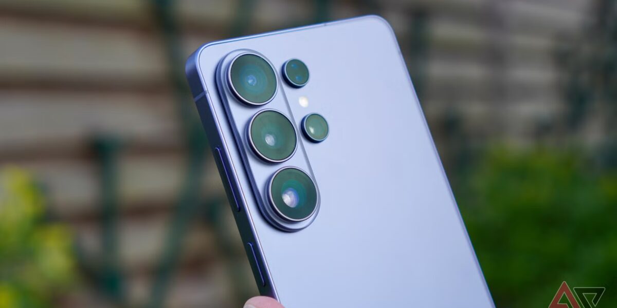 يمكن الآن لجهاز Galaxy S26 أن يعمل ككاميرا ويب لجهاز الكمبيوتر الخاص بك